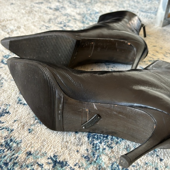 Gucci, black bootie Sz 8 - Picture 5 of 9